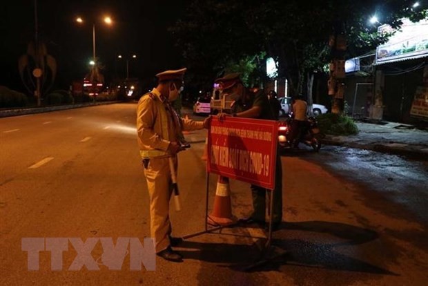 Nâng mức độ cảnh báo trong cộng đồng về dịch COVID-19 ảnh 1