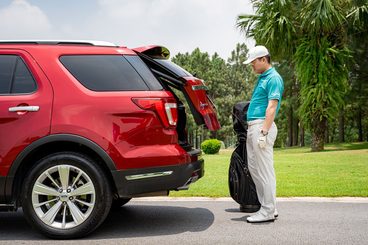 Tại sao Ford Explorer lại được doanh nhân đam mê chơi golf lựa chọn? ảnh 5
