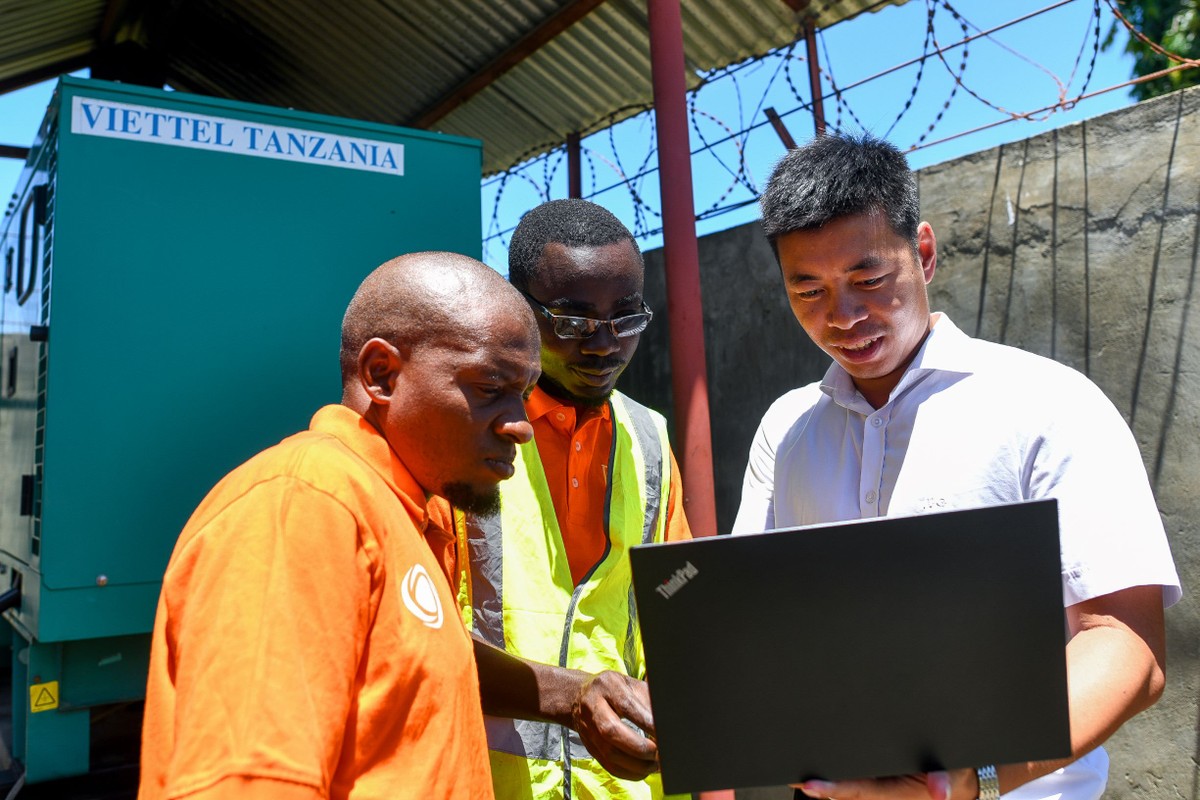 Tại Tanzania (châu Phi), Viettel Global với thương hiệu Halotel đạt mức tăng trưởng doanh thu dịch vụ đứng thứ 2 trong số tất cả các thị trường quốc tế mà Viettel đầu tư (chỉ sau Myanmar).