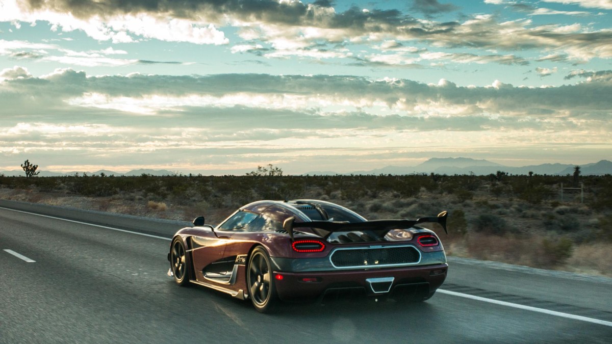 Xe Koenigsegg Agera RS. Xe Koenigsegg Agera RS.