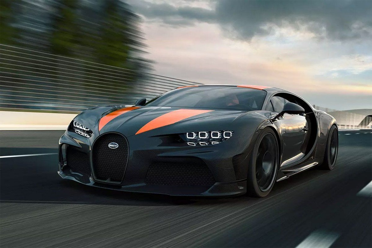 Bugatti Chiron Super Sport 300+ chỉ chạy một vòng đã đạt 490,48 km/h. Bugatti Chiron Super Sport 300+ chỉ chạy một vòng đã đạt 490,48 km/h.