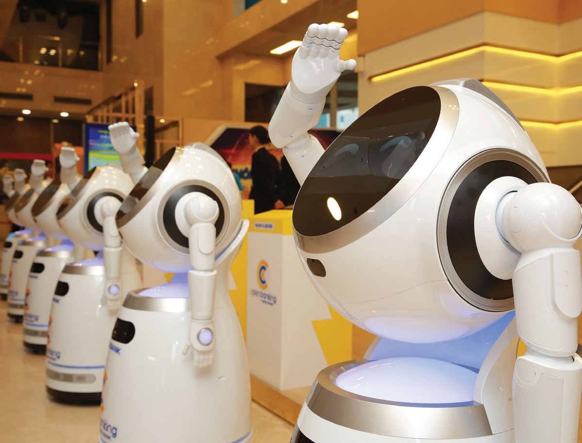 Có thể nói, Robot OPBA của Nam A Bank là robot phục vụ giao dịch đầu tiên tại hệ thống ngân hàng Việt.