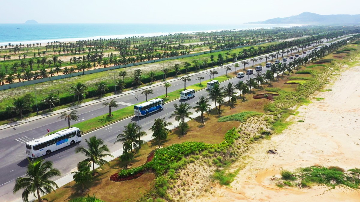 Sự hoạt động của các thương hiệu nổi tiếng toàn cầu đã giúp Bãi Dài sôi động. Hình ảnh từ KN Paradise dự án quy mô bậc nhất Khánh Hoà.