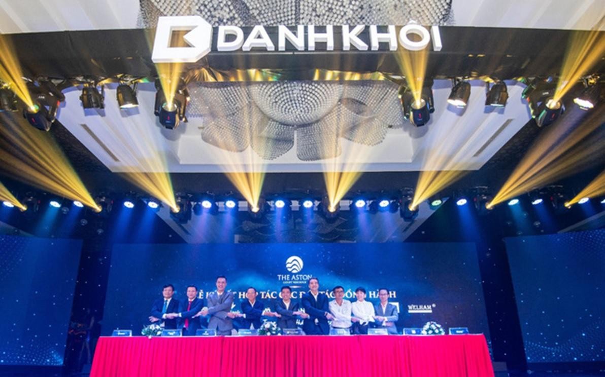 Khoảnh khắc ấn tượng tại sự kiện ra quân dự án The Aston Luxury Residence.