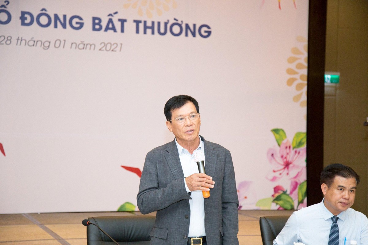 Ông Nguyễn Thiện Tuấn, Chủ tịch HĐQT DIC Corp báo cáo về định hướng phát triển nguồn vốn giai đoạn 2021 – 2025 và kế hoạch thu xếp tài chính năm 2021.