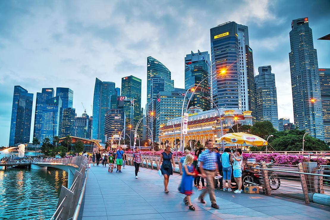 Những tòa cao ốc tạo nên diện mạo hiện đại, năng động cho các TP đảo như Singapore, Dubai… Những tòa cao ốc tạo nên diện mạo hiện đại, năng động cho các TP đảo như Singapore, Dubai…