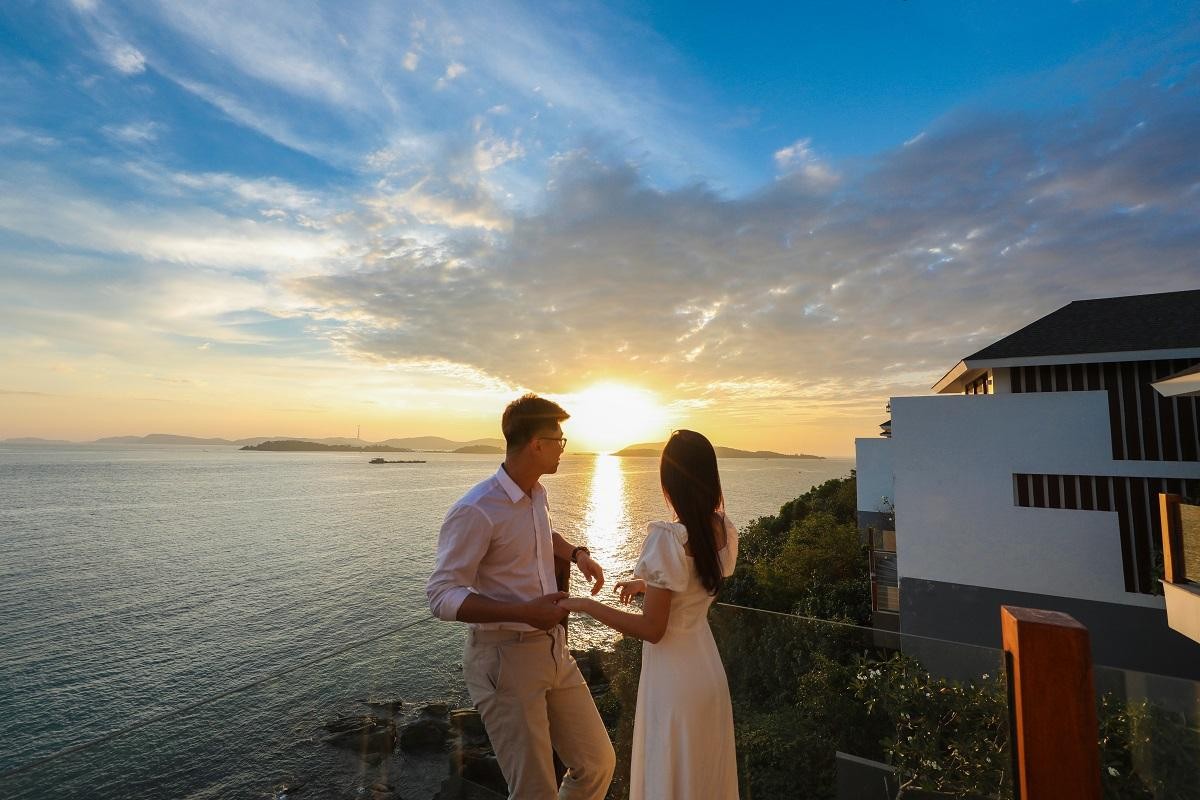 Sun Premier Village The Eden Bay xứng đáng là một tác phẩm nghệ thuật thể hiện gu sang chảnh và cá tính của chủ nhân, chốn ẩn náu lý tưởng riêng biệt với thế giới, nơi giữa biển trời chỉ có ta và hạnh phúc thăng hoa.