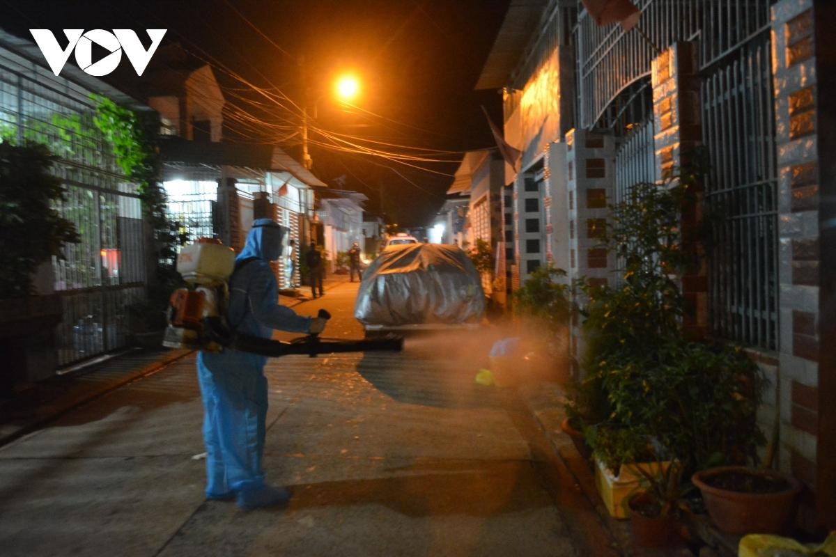 Thị trấn Khâm Đức, huyện Phước Sơn, tỉnh Quảng Nam áp dụng Chỉ thị 16 ảnh 38