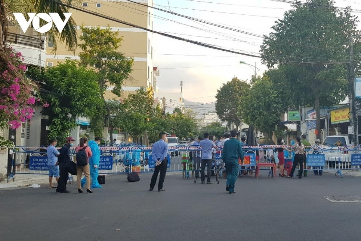 Thị trấn Khâm Đức, huyện Phước Sơn, tỉnh Quảng Nam áp dụng Chỉ thị 16 ảnh 130