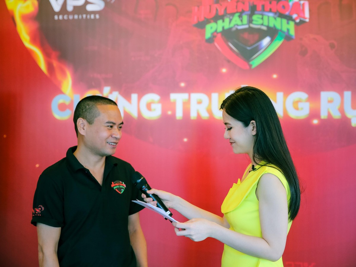 Huyền thoại phái sinh là sân chơi hấp dẫn, tạo cơ hội cọ xát cùng thị trường cho tất cả các nhà đầu tư phái sinh.