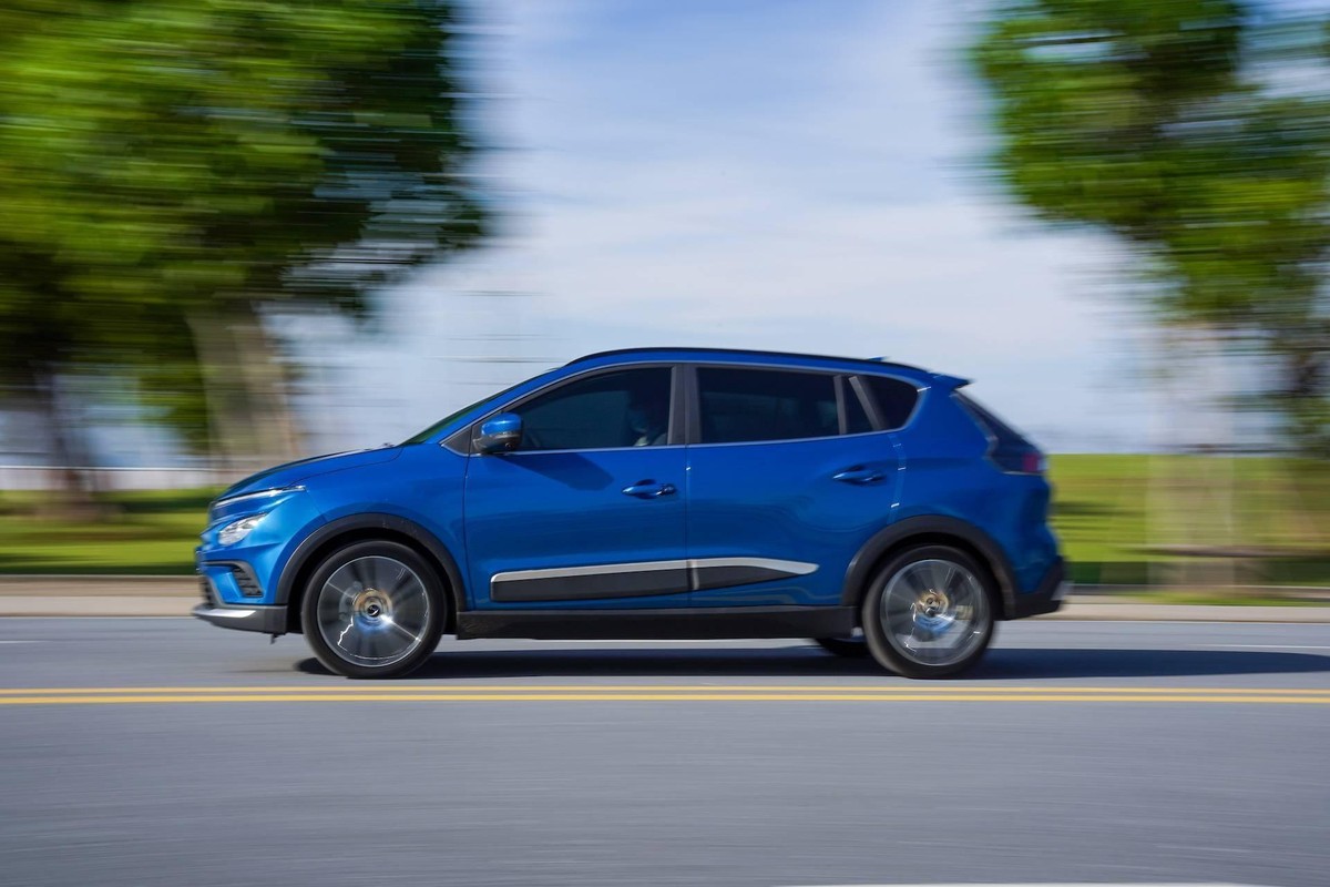 Thiết kế xe trẻ trung, hiện đại, nhiều đường cong do sự hợp tác giữa VinFast và studio nổi tiếng Pininfarina.