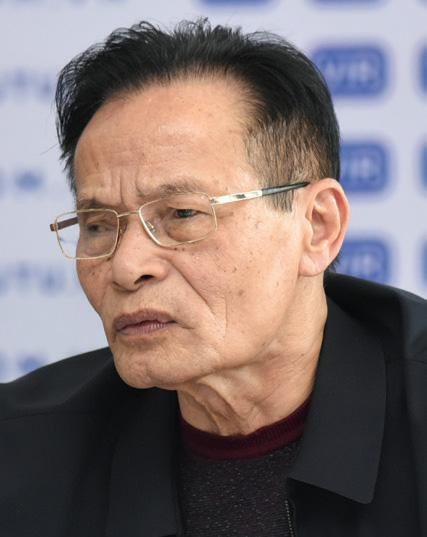 TS. Lê Xuân Nghĩa.