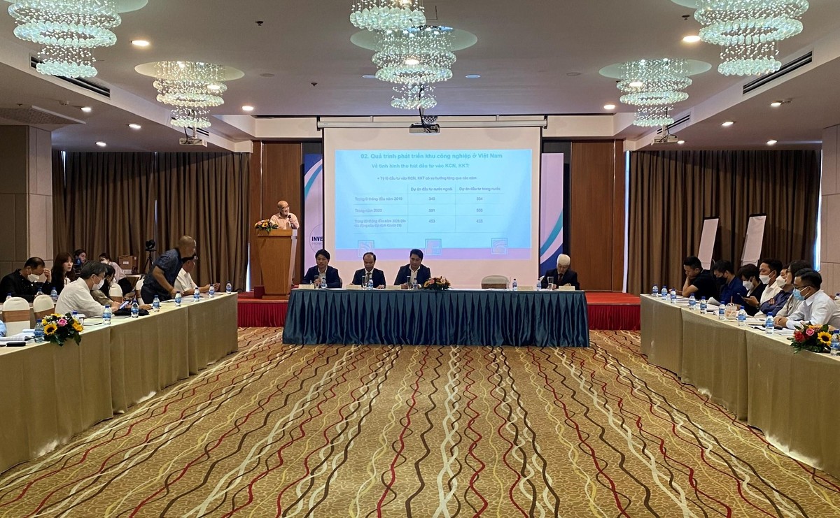 Ông Đặng Hùng Võ cho rằng, đầu tư vào các khu công nghiệp của Việt Nam hiện nay chủ yếu là từ các nước Singapore, Nhật Bản, Hàn Quốc và Đài Loan (Trung Quốc), chưa thu hút được các nhà đầu tư lớn từ châu Âu và Bắc Mỹ. Ảnh: Trọng Tín. Ông Đặng Hùng Võ cho rằng, đầu tư vào các khu công nghiệp của Việt Nam hiện nay chủ yếu là từ các nước Singapore, Nhật Bản, Hàn Quốc và Đài Loan (Trung Quốc), chưa thu hút được các nhà đầu tư lớn từ châu Âu và Bắc Mỹ. Ảnh: Trọng Tín.