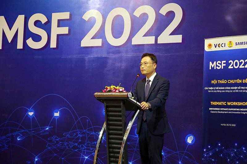 Ông Choi Kyoung Soo, Tổng giám đốc Trung tâm Mua hàng Samsung Việt Nam phát biểu tại sự kiện.