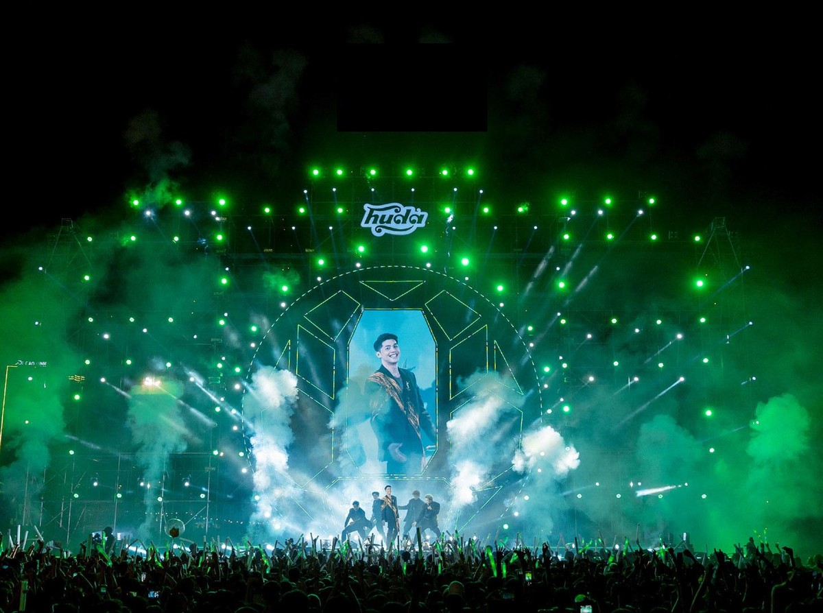 Huda khuấy động mùa Hè 2022 với chuỗi sự kiện thể thao - văn hoá - giải trí trong khuôn khổ Lễ hội Bóng đá biển Huda 2022. Huda khuấy động mùa Hè 2022 với chuỗi sự kiện thể thao - văn hoá - giải trí trong khuôn khổ Lễ hội Bóng đá biển Huda 2022.