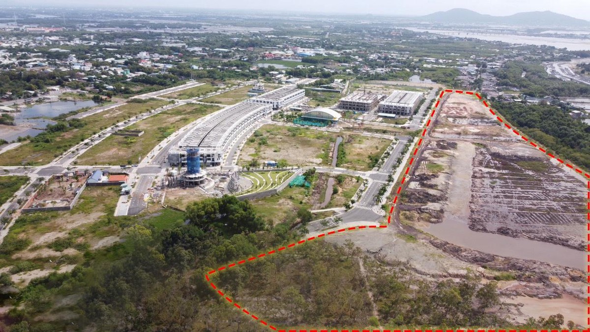 Giai đoạn 2 của dự án The Light City đang được triển khai san lấp mặt bằng.