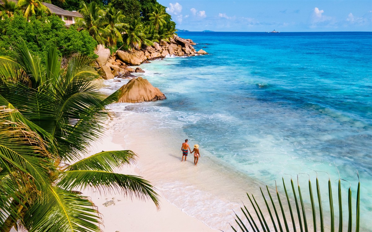 Du khách trên khắp thế giới không cần xin visa khi đến quốc đảo Seychelles. Ảnh: Shutterstock.