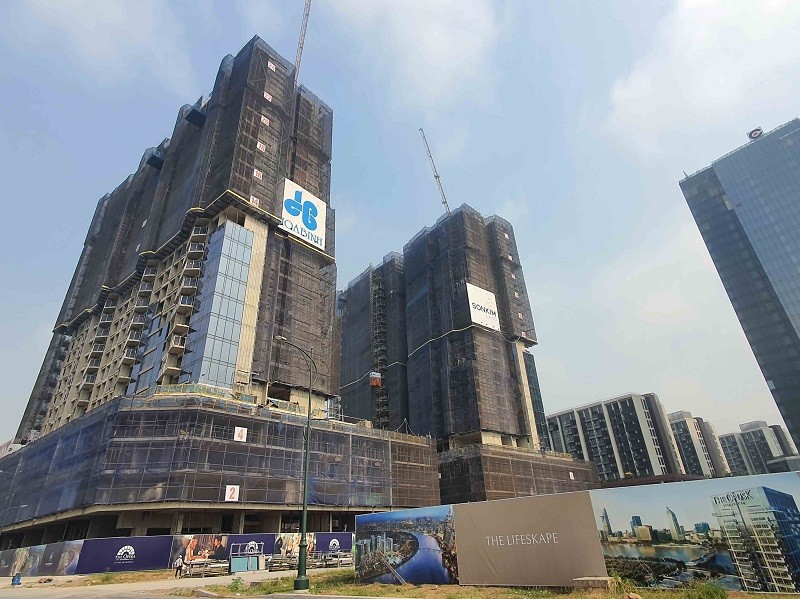 Khu phức hợp Sóng Việt nằm trên "đất vàng" Thủ Thiêm của Công ty Sơn Kim Land. Ảnh: Lê Toàn.