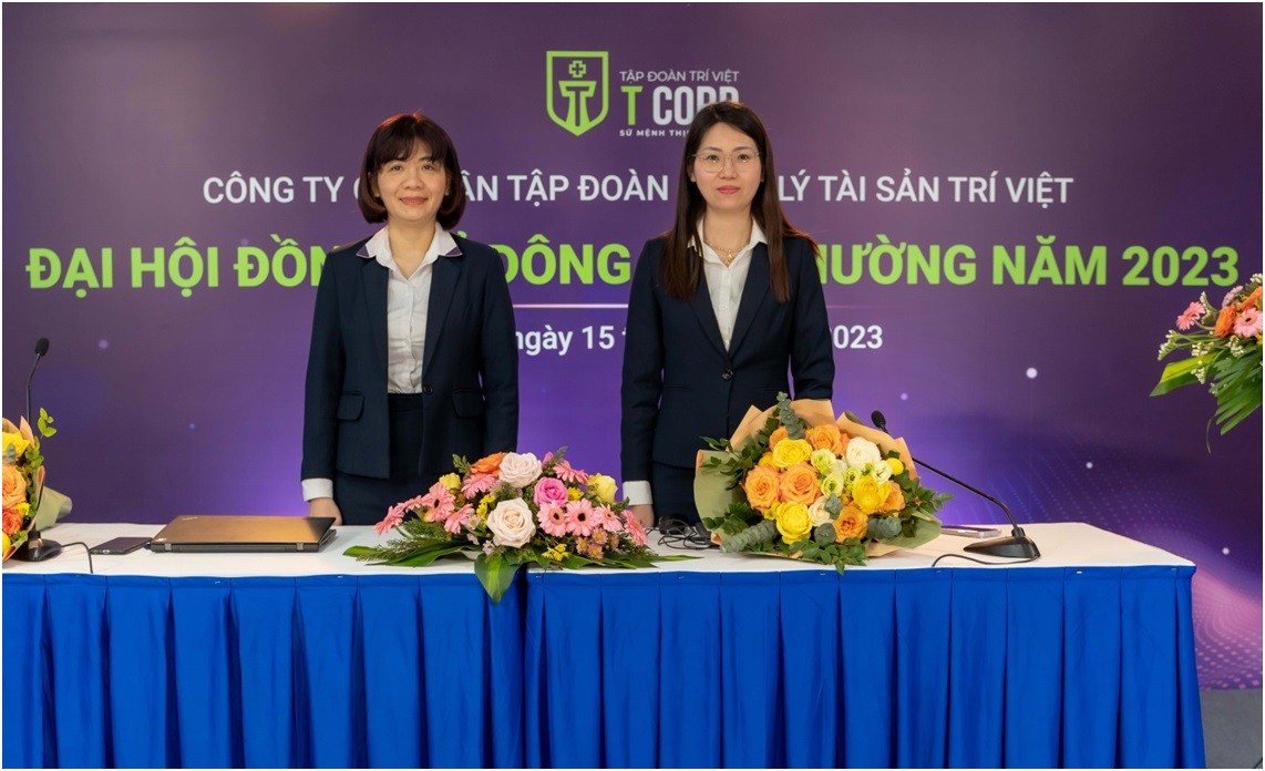 Bà Phạm Thị Thanh Huyền - tân Chủ tịch HĐQT TVC (bên trái) và bà Phạm Thanh Hoa - Thành viên HĐQT TVC.