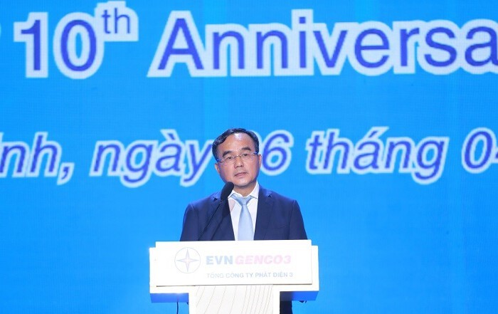 Ông Dương Quang Thành – Bí thư Đảng ủy, Chủ tịch HĐTV EVN phát biểu tại buổi lễ.