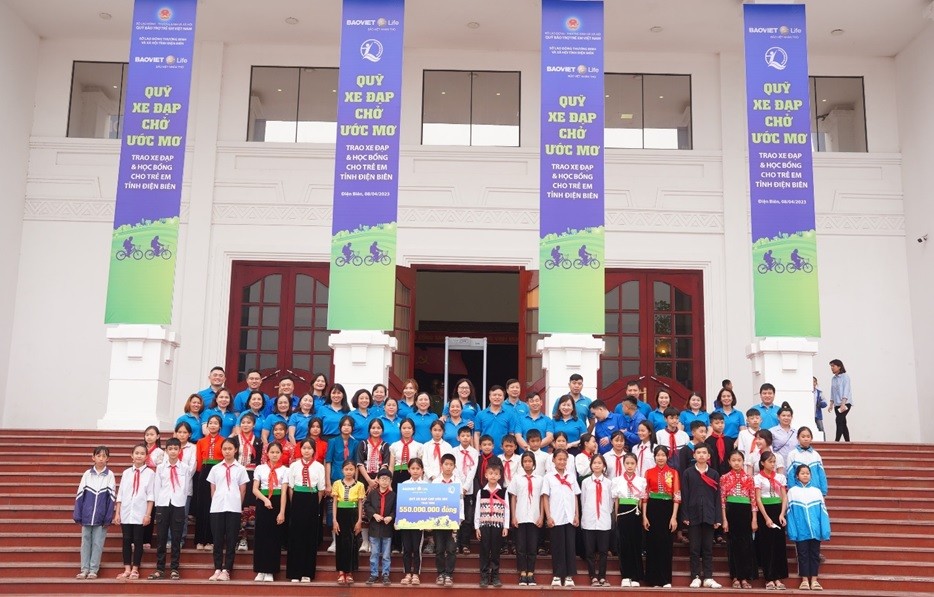 “Quỹ xe đạp chở ước mơ” là chương trình an sinh giáo dục được Bảo Việt Nhân thọ triển khai đến nay là 18 năm.