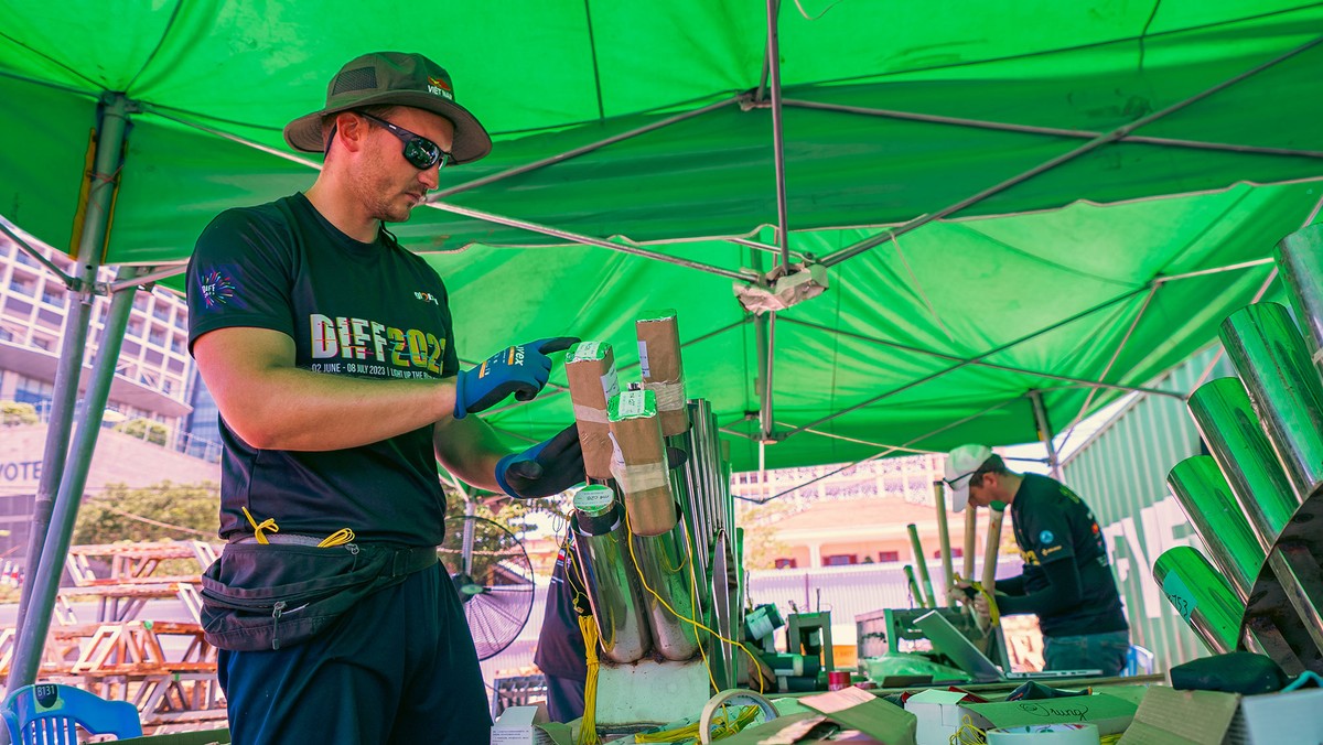 Đội Ba Lan chú trọng hòa hợp hình ảnh, âm thanh và những hiệu ứng độc lạ.