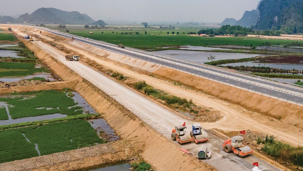 Đầu tư công là một trong những nhóm cổ phiếu hút dòng tiền nhất hiện nay.