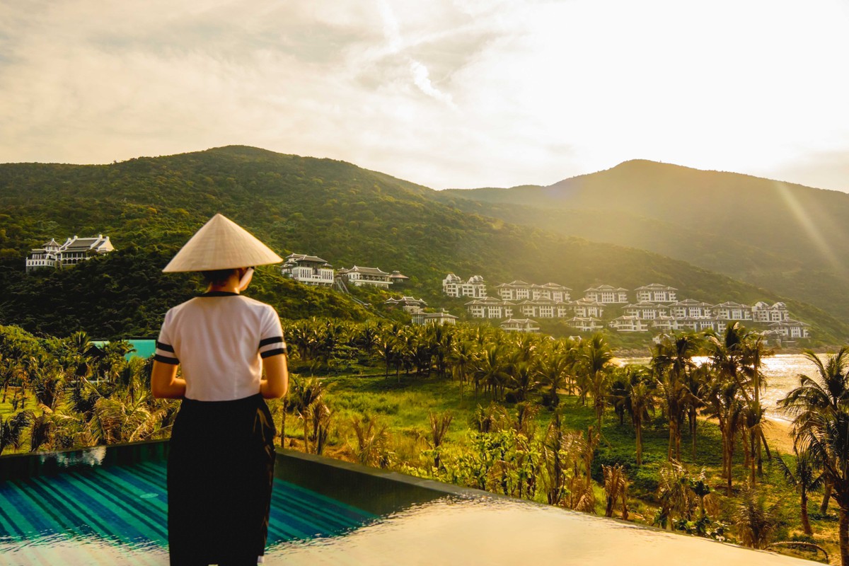 Khu nghỉ dưỡng đẳng cấp InterContinental Danang Sun Peninsula Resort.