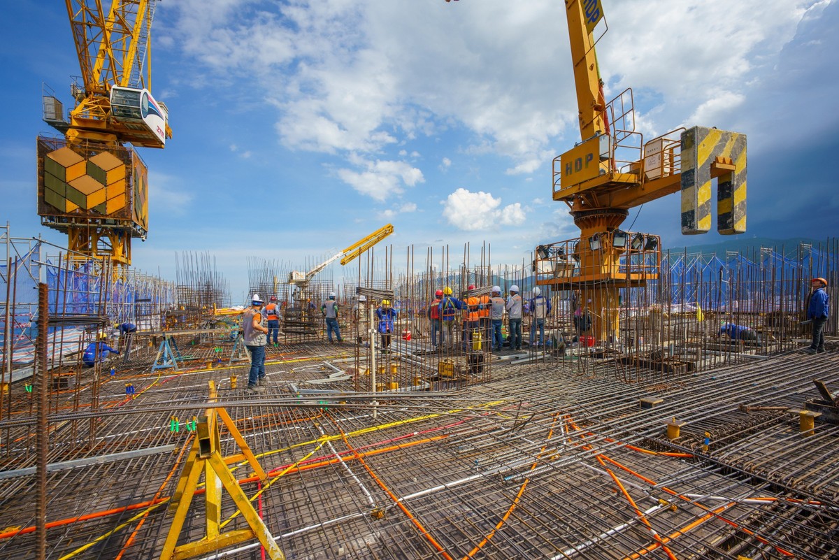 Hưng Thịnh Incons đẩy mạnh thi công, định hướng phát triển dự án nhà ở xã hội.