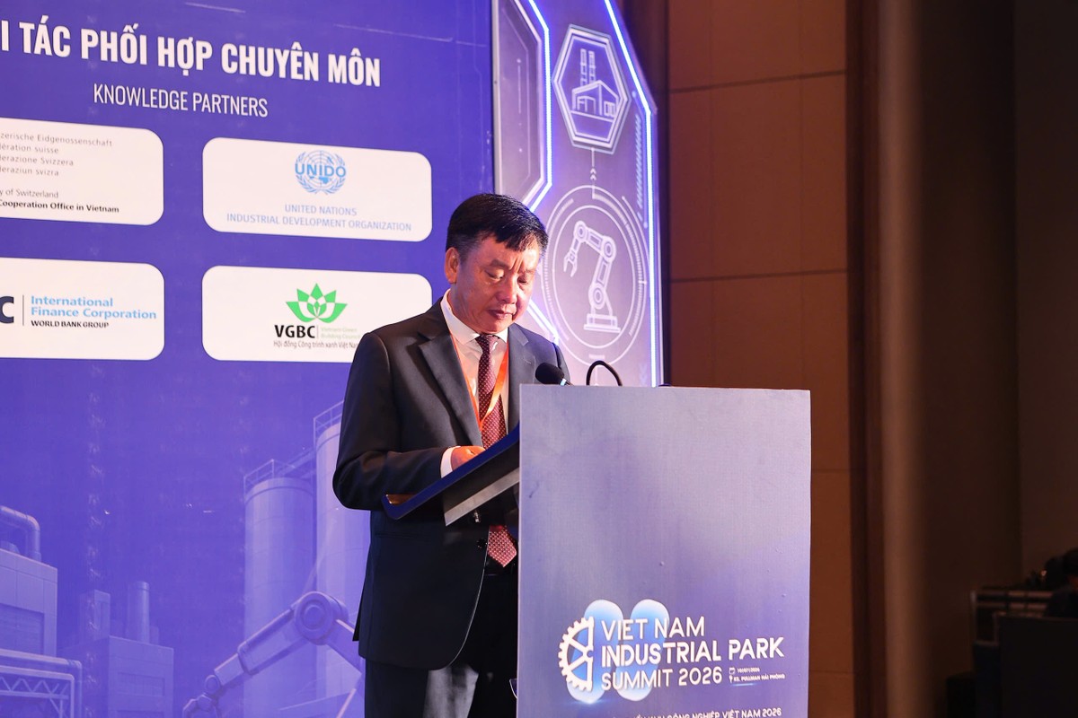 Ông Trần Văn Quân, Phó chủ tịch UBND thành phố Hải Phòng. Ông Trần Văn Quân, Phó chủ tịch UBND thành phố Hải Phòng.