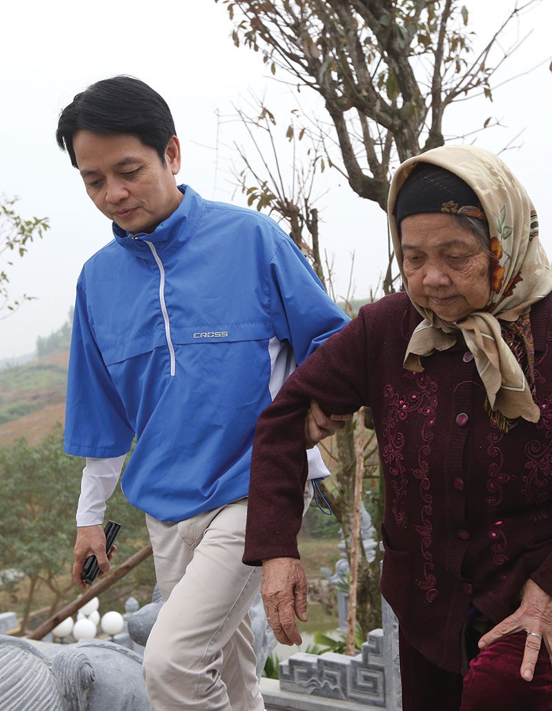 Chủ tịch LienVietPostBank: “Ngậm ngùi, biết ơn, tin tưởng” ảnh 2