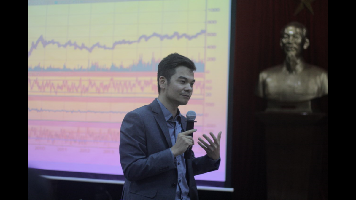 CLB Chứng khoán SIC tổ chức Hội thảo “Tại sao tôi chọn ngành Phân tích và Đầu tư Chứng khoán” ảnh 1