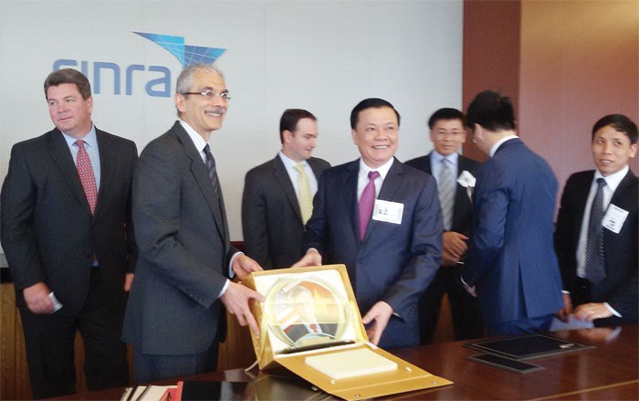 Học người Mỹ cách tạo dựng TTCK số 1 ảnh 1