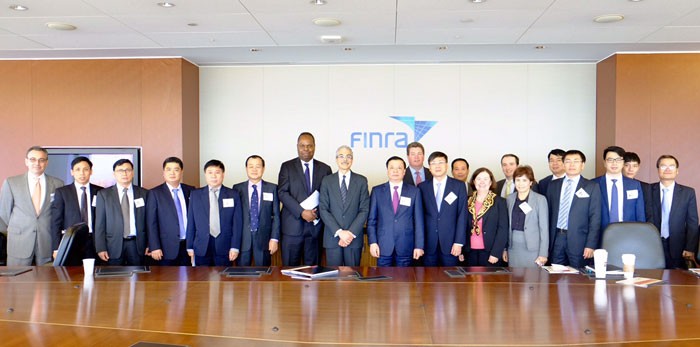 Học người Mỹ cách tạo dựng TTCK số 1 ảnh 3