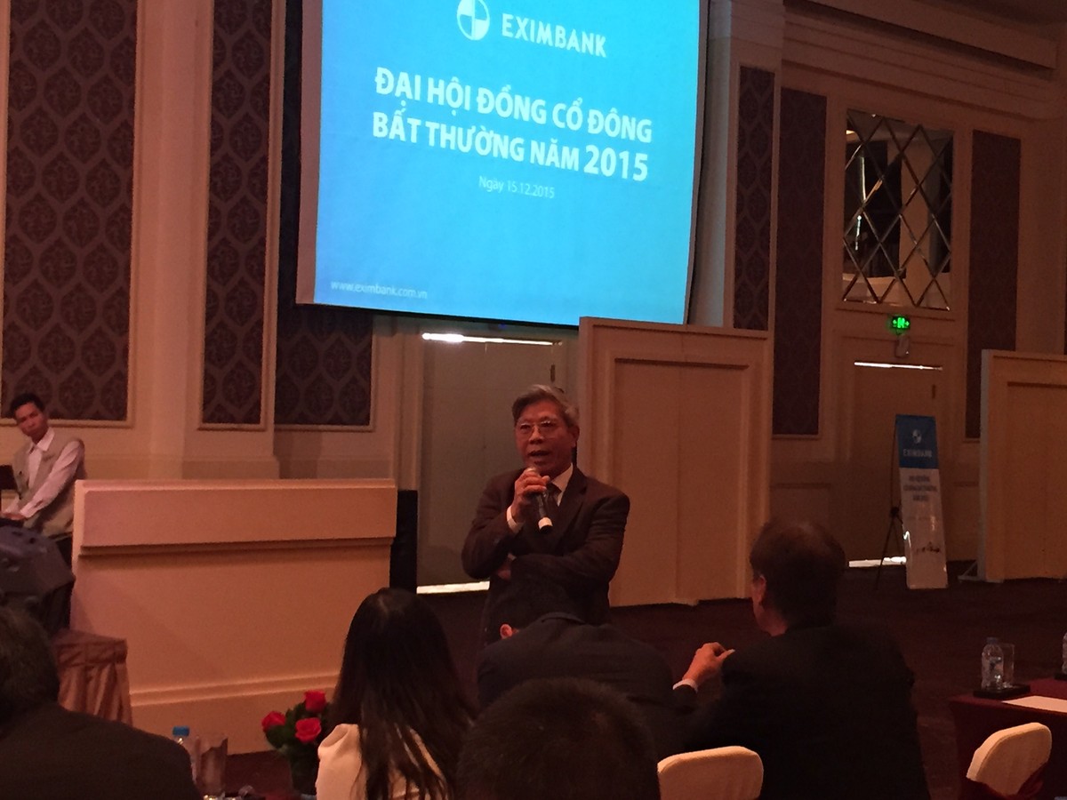 ĐHCĐ bất thường Eximbank: Cổ đông bức xúc, nhưng mọi việc đều được thông qua ảnh 5