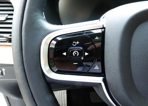 xe-la-volvo-xc90-ve-viet-nam-gia-hon-3-ty-page-3-3