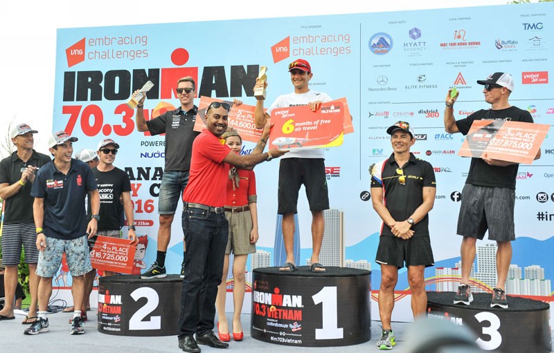 1.132 thí sinh tham dự cuộc thi IRONMAN 70.3 Vietnam lần thứ 2 ảnh 1