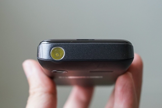 Điện thoại 2 sim, pin chờ 4 tháng của Philips