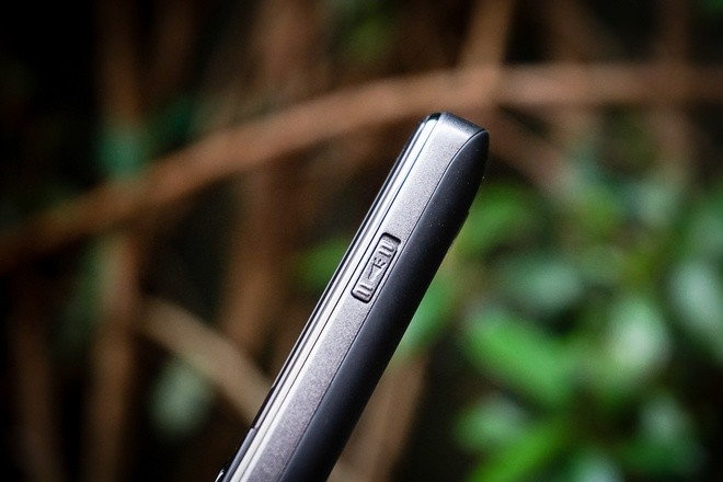 Điện thoại 2 sim, pin chờ 4 tháng của Philips