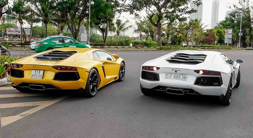 sieu-xe-lamborghini-thu-choi-cua-dai-gia-sai-gon-page-3-2