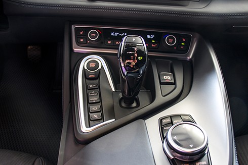 bmw-i8-rao-ban-5-ty-dong-o-viet-nam-page-3-4