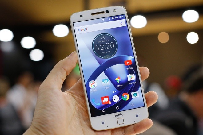Moto Z - smartphone siêu mỏng biến hoá được phần cứng