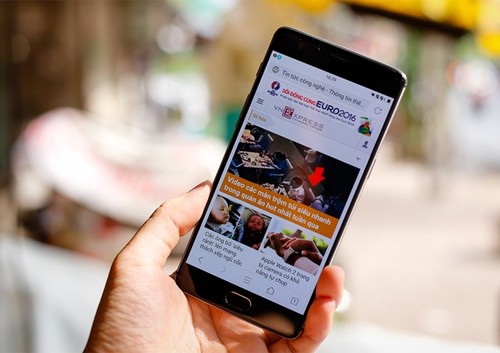 5-lua-chon-smartphone-man-hinh-lon-gia-re-hon-galaxy-note-7