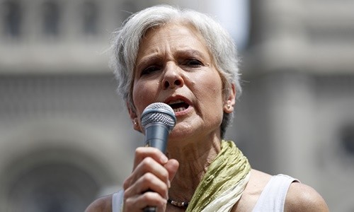 trump-chi-trich-viec-kiem-phieu-lai-la-lua-dao-1