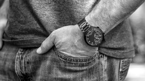 dong-ho-thong-minh-gia-nghin-usd-noi-bat-2016-5