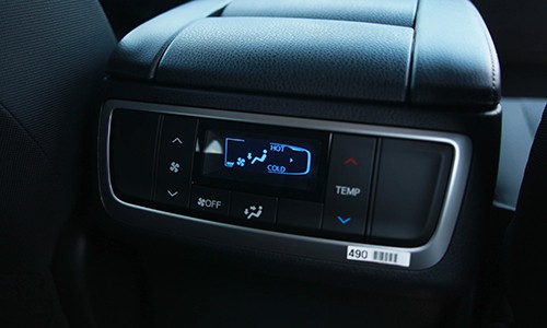 chi-tiet-noi-that-toyota-highlander-2017-5