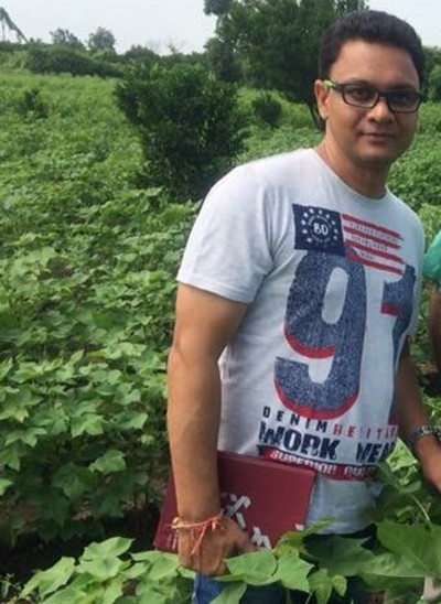 thac-si-ngan-hang-bo-viec-ve-que-trong-rau-sach