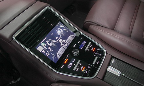 chi-tiet-noi-that-panamera-turbo-2017-6