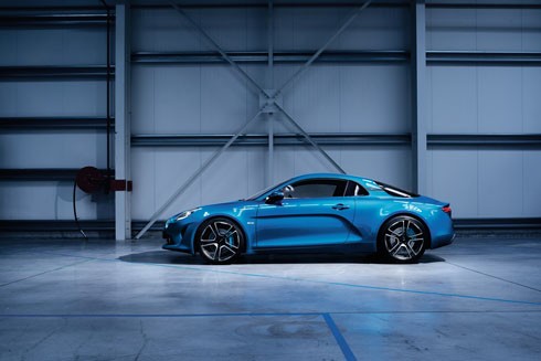 alpine-a110-xe-the-thao-phap-canh-tranh-porsche-cayman-page-2-1