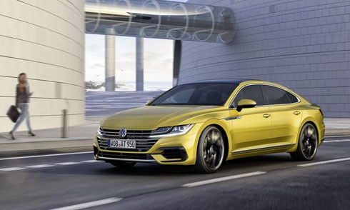 volkswagen-arteon-canh-tranh-bmw-serie-4-gran-coupe-1